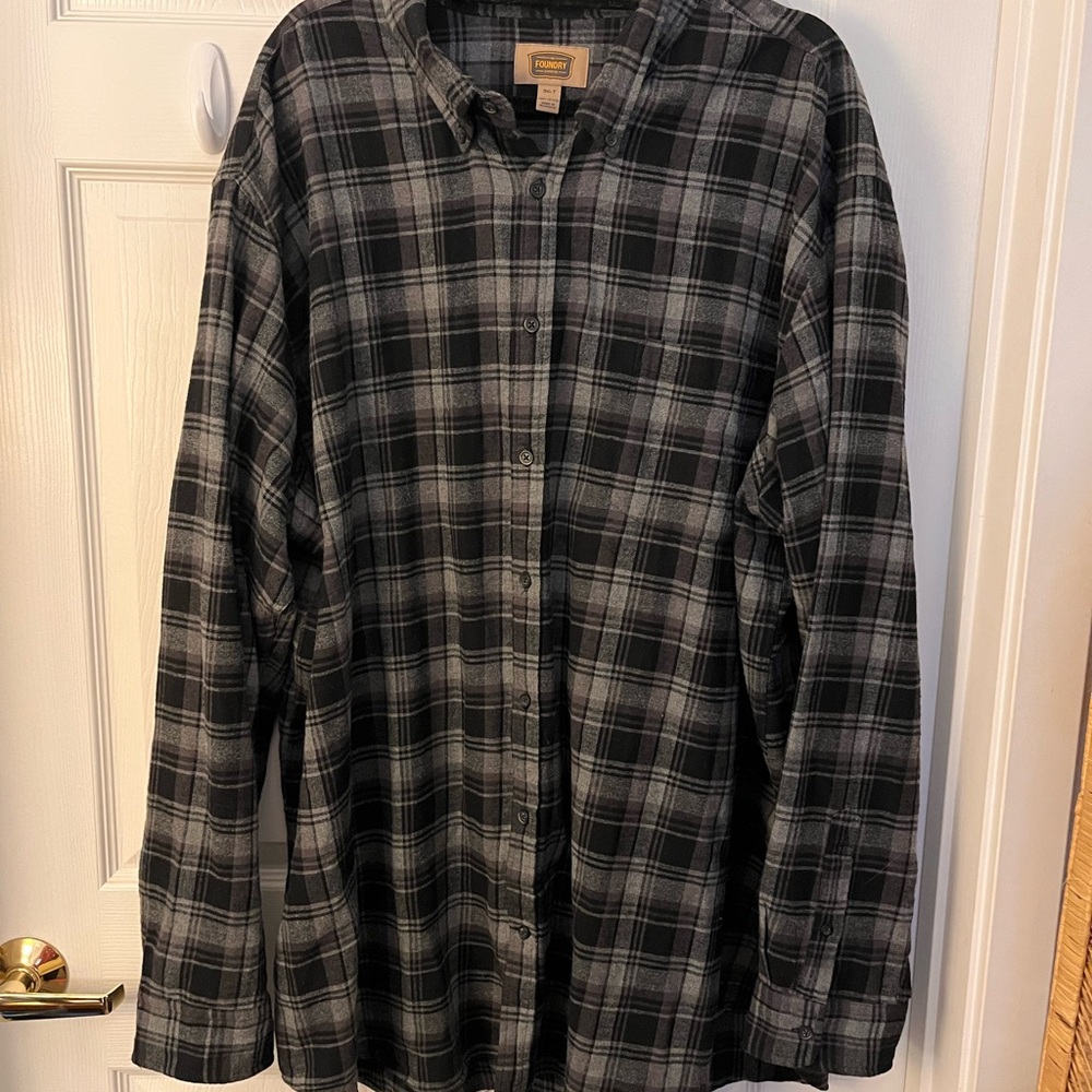 Men’s Black Plaid Flannel Button-Up Shirt 3XLT